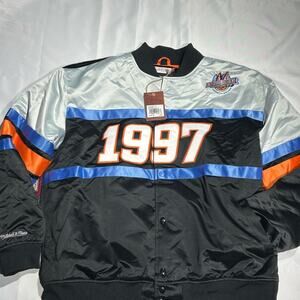 Satin Quilted Mitchell & Ness “1997” All Star Weekend Cleveland ‘97 Size 3XL$150